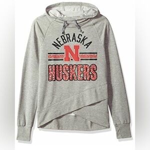 NWT [Gen2] Nebraska Cornhuskers NCAA Gray Funnel Hoodie Sweatshirt Juniors M 7/9